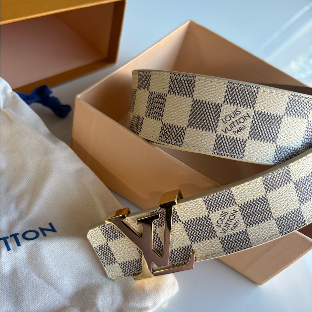 Louis Vuitton Taupe Leather Belt